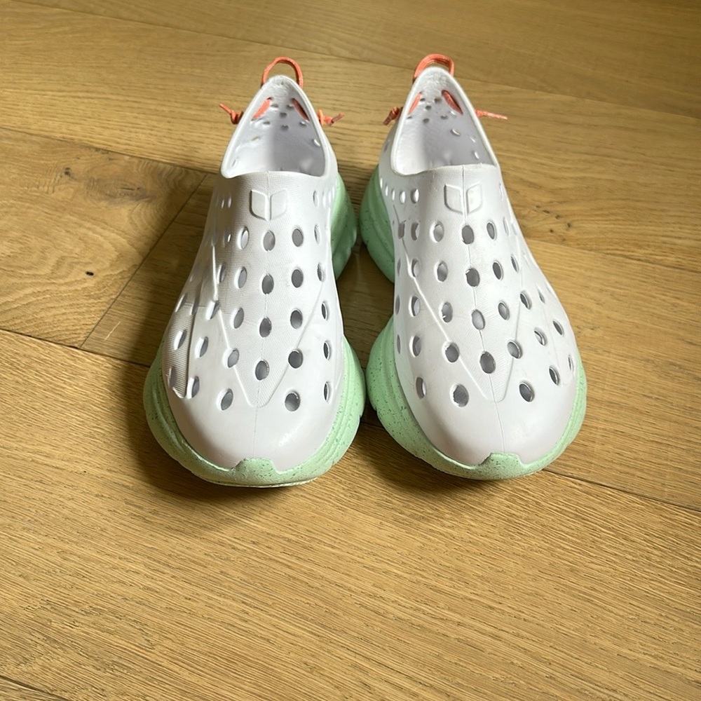 Kane Footwear, Running recovery shoe, Unisex